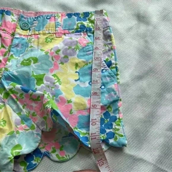 Lilly Pulitzer Buttercup Floral Shorts size‎ 2 - Picture 12 of 12
